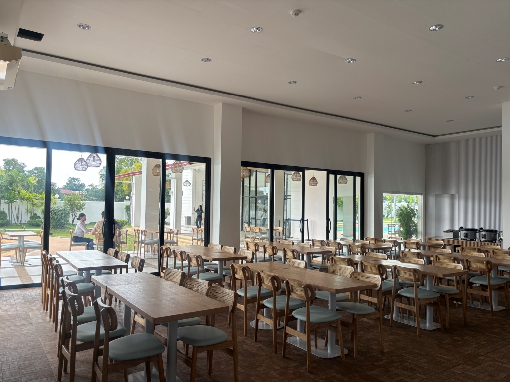 フィリピン留学 Cebu21 - EV La Mer Campus-Restaurant-5